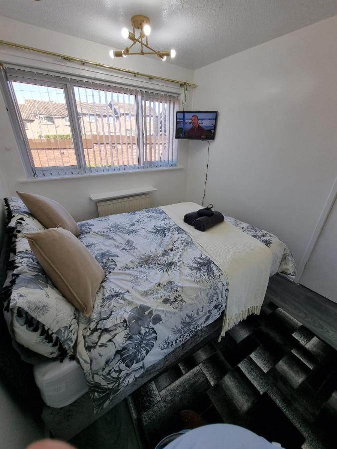 Centrally Located W/ Free Parking & Smart Tv Leeds  Eksteriør bilde